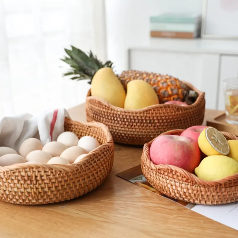 CD005 Handmade Serving Basket Bread Fruit Snacks Storage Bowl Wicker Picnic Placemat Basket With Wavy Edge