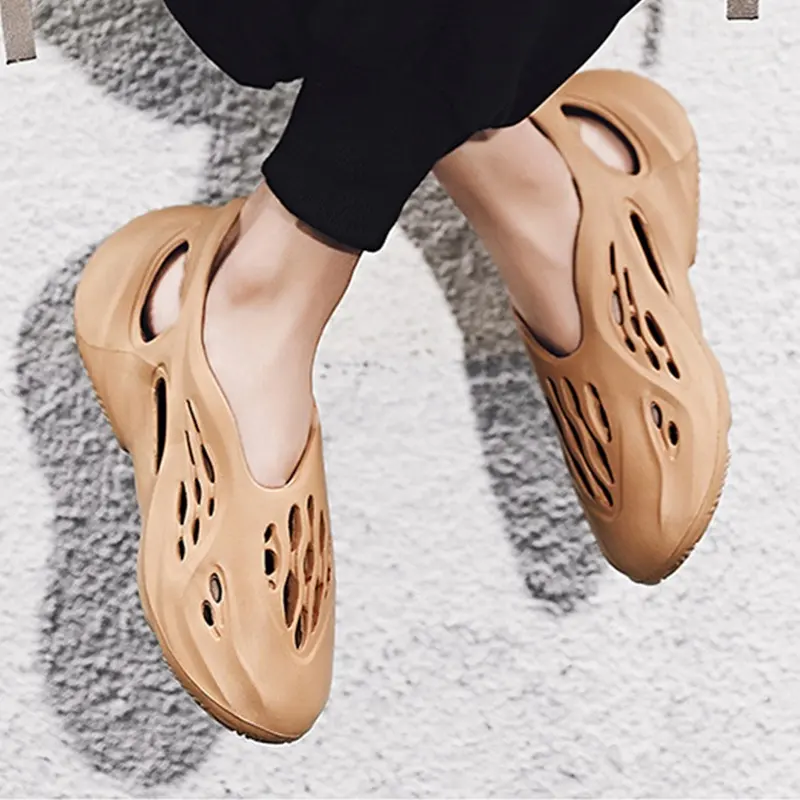 Customize new hot selling men's and women's universal slipper unisex yeezy slides slippers