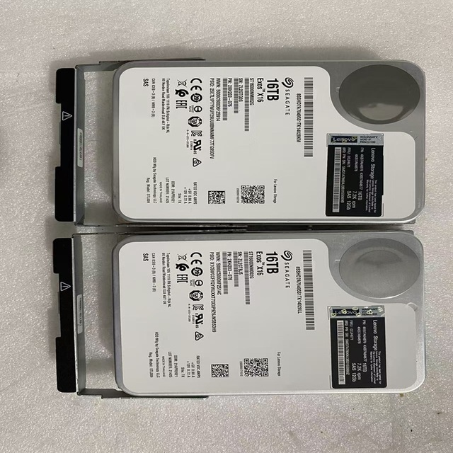 4XB7A64876 Lenov ThinkSystem DE Series 16TB 7.2K 3.5" DE4000H HDD