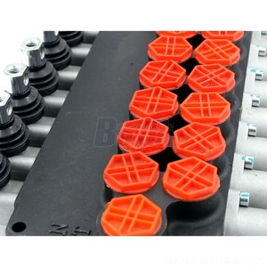 วาล์วควบคุมทิศทางไฮดรอลิกแบบหลายทาง P80-G34-OT รุ่นแมนนวล 80 ลิตร/นาที 21.2 แกลลอน/นาทีสหรัฐฯ  แบบหกทาง  พร้อมเกลียวในตัว  วัสดุเหล็กหล่อ - Product Image 3