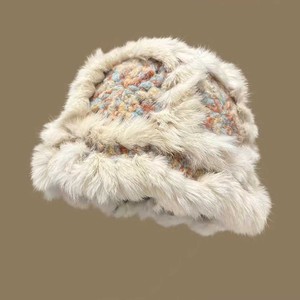 Gorro de Invierno Hecho a Mano con Diseño de Danza del León para Mujer, Nuevo Gorro de Pescador Grueso con Protección para los Oídos de Felpa de Piel de Conejo - Product Image 2