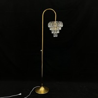 Accessoires de mariage : Lampe en cristal, Lustre lumineux pour salle de mariage, Vase à fleurs de table, Ornements suspendus au plafond