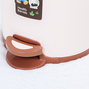 Poubelle à pédale en plastique mince simple de 8 litres pour le marché de gros de Dubaï - Product Image 6