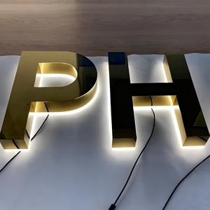 Chất Lượng Cao Tùy Chỉnh Dấu Hiệu Vàng Thép Không Gỉ Chiếu Sáng Kim Loại Gương <span class=keywords><strong>LED</strong></span> Dấu Hiệu Laser Cắt Kim Loại Đánh Bóng Backlit Thư Dấu Hiệu - Product Image 1