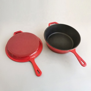 Cuisinière combinée 2 en 1 en <span class=keywords><strong>fonte</strong></span> <span class=keywords><strong>émaillée</strong></span> rouge avec four hollandais de 3.2 pintes et poêle de 10.25 pouces - Product Image 1