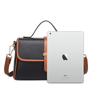 Women's Zipper Polyester PU Top Handle Bag Solid Color Black <b>Blushing</b> Light - Product Image 5