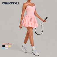 Robe de golf et de tennis sans manches à bretelles croisées, ourlet bouffant, col en V, effet deux pièces avec short intégré et poche latérale pour femme