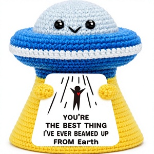 Belatelove UFO Decorativo da Scrivania all'Uncinetto Fatto a Mano - Regalo di Compleanno Motivazionale per Fidanzata o Insegnante |   SEI LA MIGLIORE COSA - Product Image 1