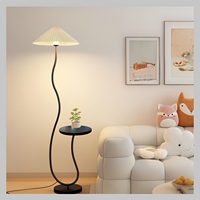 Lampadaire plissé nordique moderne avec table d'appoint, base en marbre, tige métallique courbée, lampe de lecture pour salon, canapé, chevet, coin