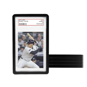 Protezione per Carte Gradate con Scudo Nero e Bianco, Custodia in TPU Silicone Colorata, Protezione per Carte PSAed - Product Image 1