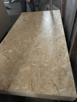 Panneau OSB (Oriented Strand Board) imperméable, panneau OSB structurel pour la construction, toiture, mur, emballage