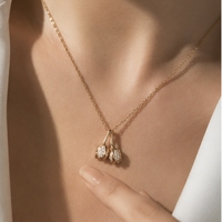 Fabrik-Großhandel Nickelfreie 925 Sterling Silber Blumen-Anhänger Halskette für Frauen Zierliche Charms Alltags-Halskette Party-Geschenk