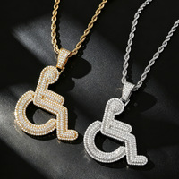 Collier Pendentif Symbole Fauteuil Roulant Iced Out en Laiton CZ Doré Argenté avec Chaîne Corde, Bijoux Hip Hop pour Hommes Femmes, Cadeau