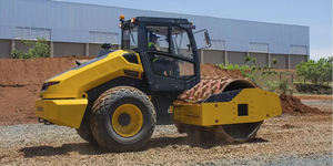 Çin 6612E 12 Ton Tek Tamburlu Silindir Yol Tabanı Sıkıştırma İçin - Product Image 5