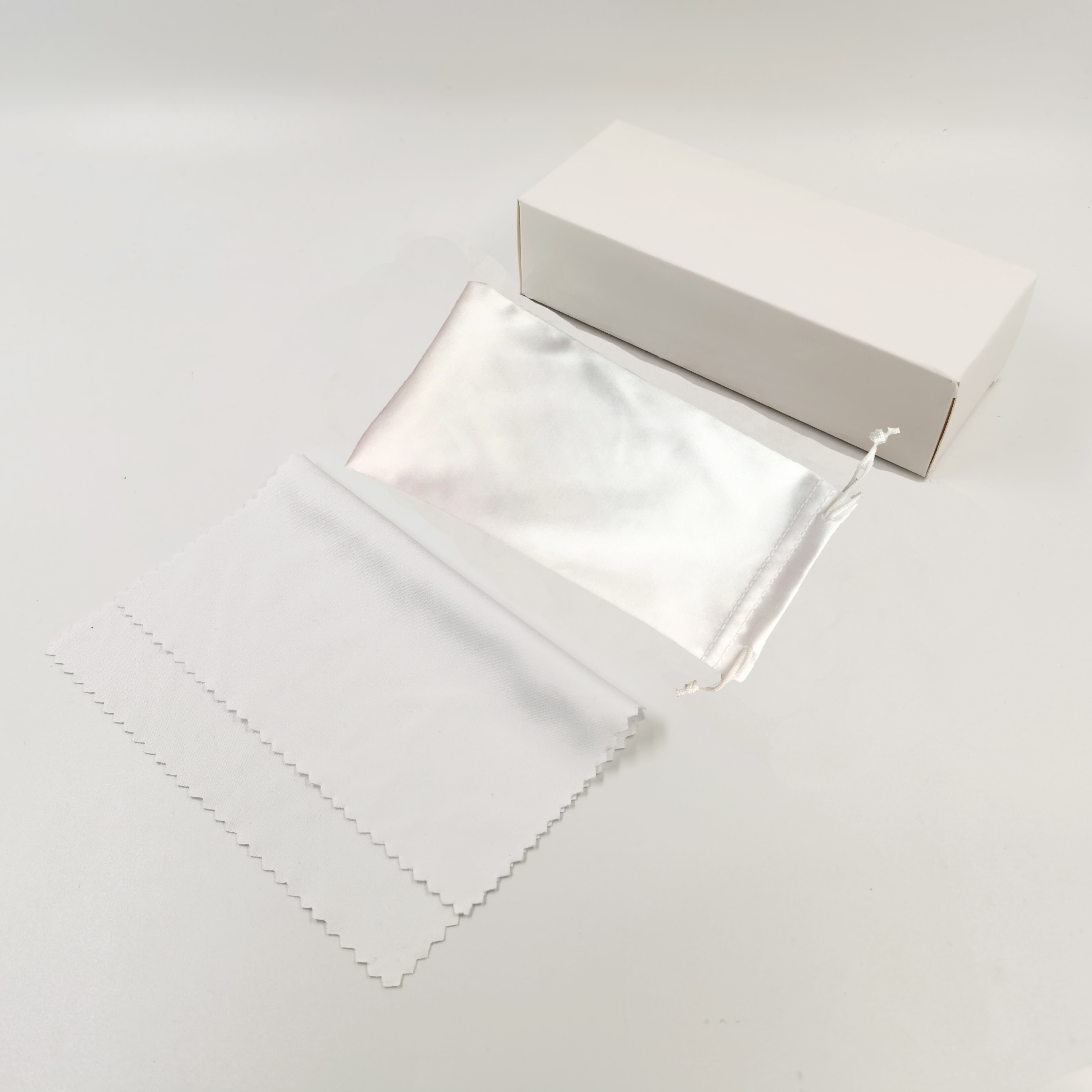 Scatola di Carta Bianca + Borsa + Panno (set)