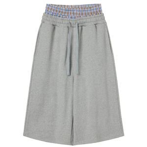 Shorts d'été en coton molletonné double ceinture pour femme, 380 g/m², avec broderie personnalisée du logo de la marque, vente en gros - Product Image 2