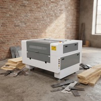 Machine de gravure laser acrylique 6090, découpeuse laser CO2 pour la découpe de panneaux publicitaires et d'affichages