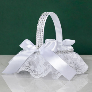 Cesta de flores blanca <span class=keywords><strong>para</strong></span> niña de las flores en bodas, muy vendida, con encaje y decoración de lazo - Product Image 1