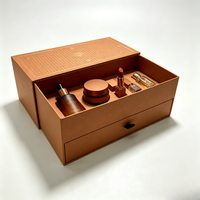 Boîtes cadeaux magnétiques gaufrées à motifs floraux pour parfums, en carton recyclé avec finition brillante ou mate, pour bougies