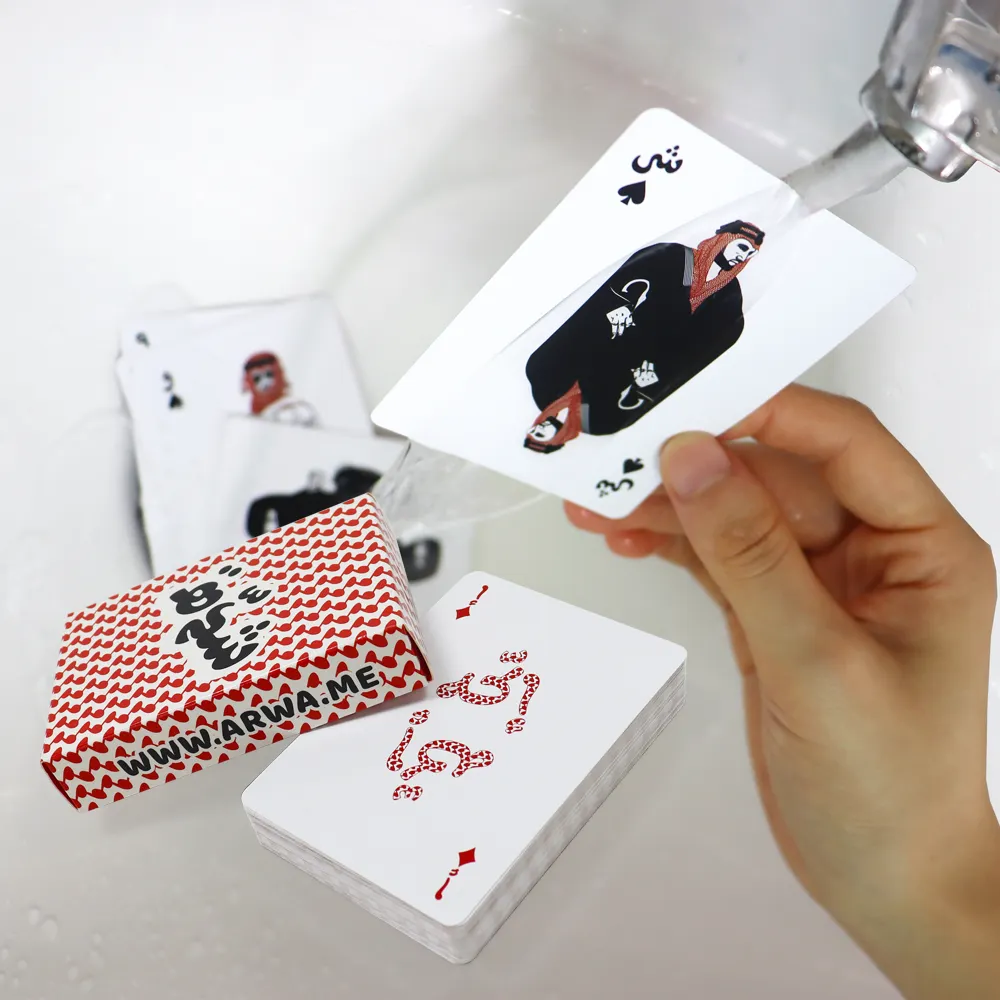 Hersteller benutzerdefinierte langlebige Papier-Spielkarten Poker-Pvc-100 % Kunststoff-Poker-Karten Spielkarte mit Logo