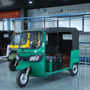 Auto-rickshaw à cabine fermée 8 places, 3 roues, idéal pour les excursions en groupe et les transports longue distance en Asie du Sud-Est - Product Image 3