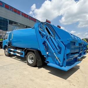 CLW 4X2 Compress Garbage Truck 7cbm Rear Loading Disposal Refuse <b>Waste</b> Compactor Garbage Truck - Product Image 4