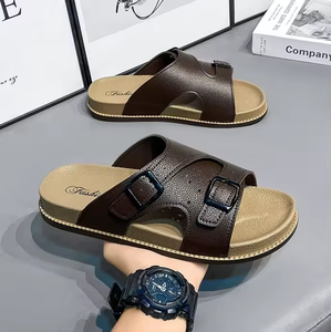 Sandales et claquettes pour hommes grande taille, tendance, pour l'extérieur et la plage, chaussures décontractées antidérapantes à bout rond et semelle plate, style marche - Product Image 3