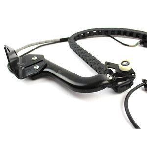 รางสายเคเบิลประตูบานเลื่อน Mercedes-Benz ด้านขวา 9068204169 9068200269 อะไหล่ทดแทน - Product Image 4