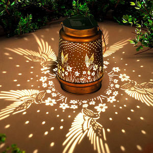 BSCI fábrica colibrí linterna solar luces al aire libre colgante Metal decoración linternas - Product Image 1