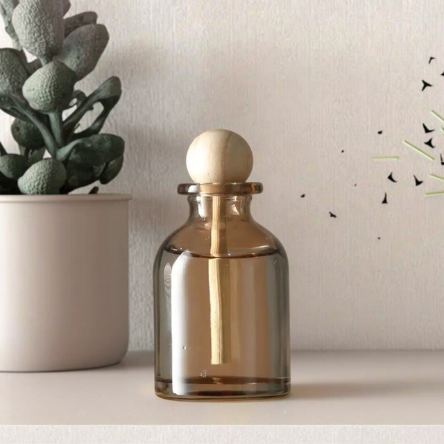 Frosted Colored Recyclable Glass Aroma Diffuser Bottle Perfect for Home Decoration & Gifting