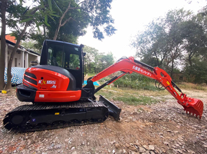 Excavatrice KX165 2023 d'occasion, faible nombre d'heures de fonctionnement, moteur 5,5 tonnes, godet de 0,2 m³, hydraulique KYB, pour travaux de construction et de terrassement. - Product Image 4