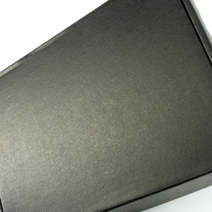 Tùy chỉnh kích thước Logo sóng gửi thư hộp cho bao bì kinh doanh nhỏ giấy các tông Matte Đen vận chuyển gửi thư hộp - Product Image 2