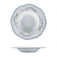 Assiette élégante à bord festonné en porcelaine fine, bol à soupe avec décor floral, bord bleu et doré, assiette creuse pour hôtels, mariages, vente en gros