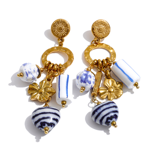 JINYOU 5754 <span class=keywords><strong>Orecchini</strong></span> <span class=keywords><strong>Pendenti</strong></span> Vintage Boho in Ceramica con Perline Geometriche Dorate e Fiori in Porcellana Blu e Bianca - Product Image 1
