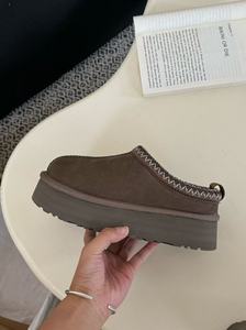 Commercio all'ingrosso scarpe di marca di marca antiscivolo moda inverno carino con plateau di pelliccia scarpetta da neve per le donne - Product Image 6
