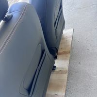 Accessoires d'intérieur automobile DOS Sièges conducteur et passager en cuir à l'avant de luxe Sièges électriques réglables pour chaise auto avec moteur électrique