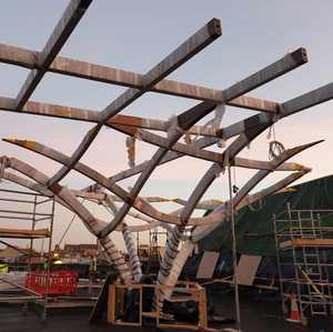 Lo último actualmente en marcha un toldo de rejilla de vidrio y acero para el centro comercial Blackrock en Dublín - Product Image 2