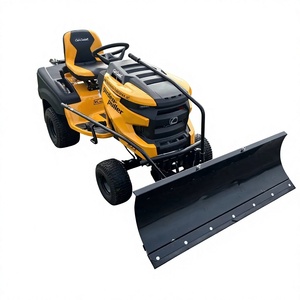 Tracteur à chenilles Cub Cadet XT1 neuf/d'occasion de qualité avec lame à neige, kit hiver, moteur et pompe 230HP à vendre - Product Image 1