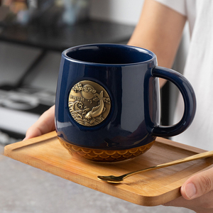 Tasse à café en céramique avec logo personnalisé, boîte cadeau, motif d'écailles de poisson en bronze créatif, forme de pieuvre - Product Image 4