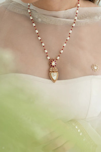 Pearl and <b>Ruby</b> Beaded Kundan Pendant <b>Necklace</b> Traditional Beaded Kundan Jewelry Set for Women Ethnic Fashion Accessories - Product Image 4