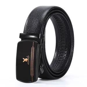 Ceinture de luxe personnalisée à boucle automatique pour homme Ceinture en cuir à boucle brillante en Pu pour homme Ceintures pour homme de loisirs et d'affaires