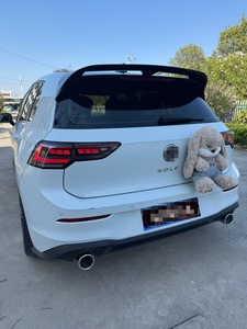 Aggiornare le luci posteriori a 2020 2024 <span class=keywords><strong>Volkswagen</strong></span> <span class=keywords><strong>Golf</strong></span> <span class=keywords><strong>8</strong></span> MK8 GTI con indicatori di direzione sequenziali dinamici che eseguono lenti rosse nuove condizioni - Product Image 6