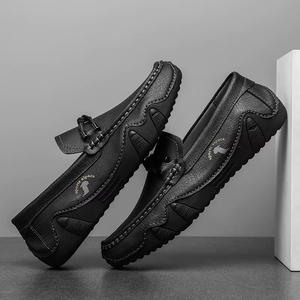 Nouveaux modèles de mocassins décontractés pour hommes en cuir microfibre faits à la main, tendance mode, chaussures habillées légères avec semelle extérieure en caoutchouc pour l'été - Product Image 2