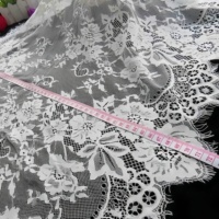 Robe de mariée confortable avec tissu en dentelle de Chantilly française écologique LT20502 Œillet pour sacs et robes Largeur 150 cm