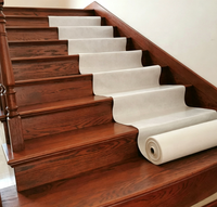 Tapis de protection non tissé auto-adhésif absorbant pour peinture, idéal pour la décoration, la peinture et la protection des escaliers (vente en gros)