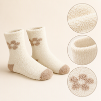 Chaussettes douillettes personnalisées à haute élasticité en tissu peluche doux, chaussettes chaudes d'intérieur pour femmes, filles et famille