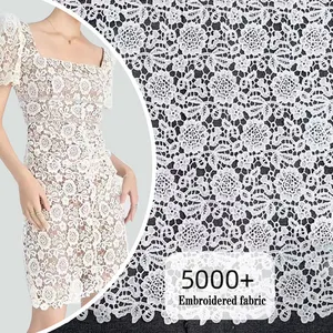 Vente en gros de robe européenne américaine de haute qualité tissu de dentelle guipure brodé robe de mariée tissu de dentelle cheongsam