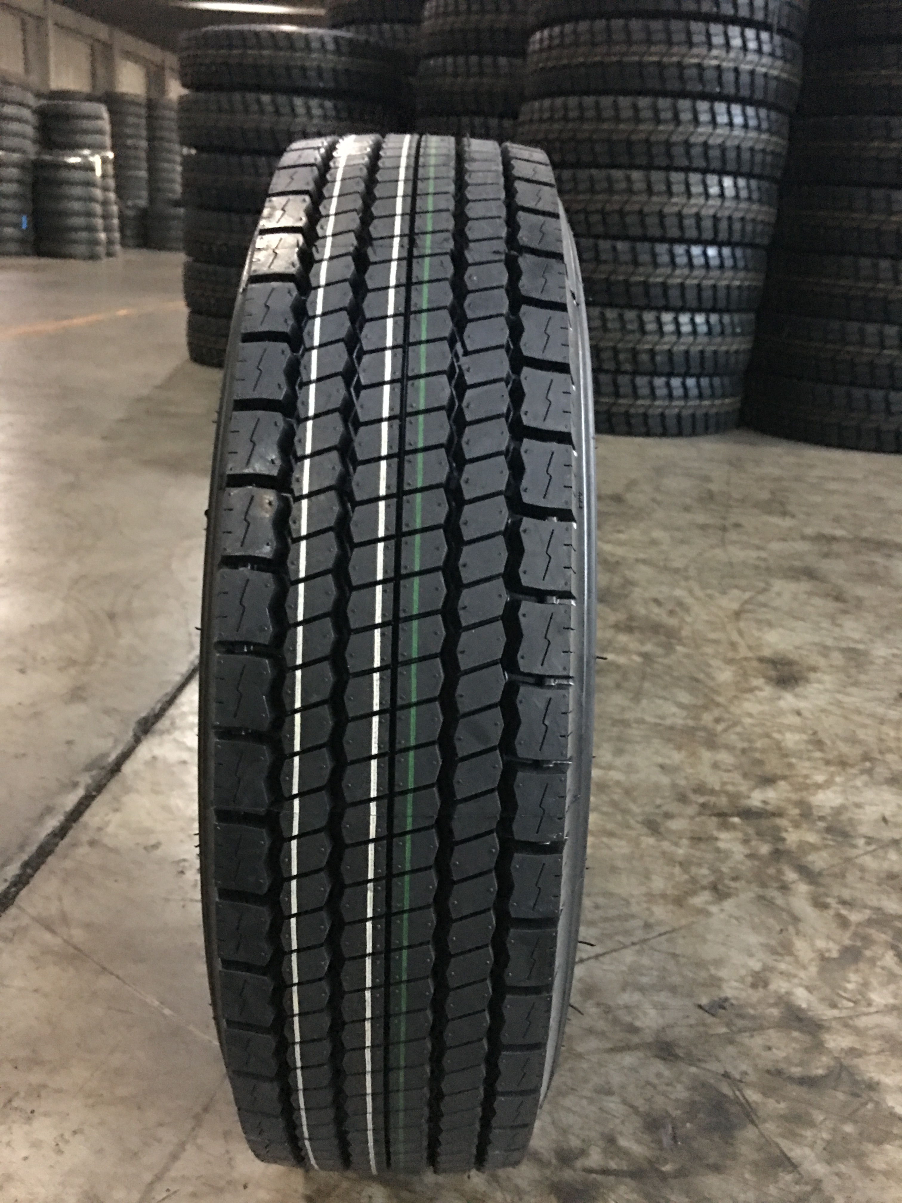 ZEXTOUR CENTARA Truck Tires - Durable and High Performance