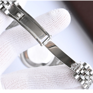 Reloj de Acero Inoxidable Hecho a Mano con Caja Resistente al Agua, Reloj de Mujer Hecho de Acero Inoxidable 904L - Product Image 5