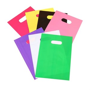 Sacs en plastique découpés sur mesure YC Professional pour boutique, avec poignée et logo imprimé - Product Image 2